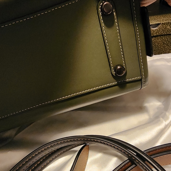 Coach Rogue Size 25. Olive Green Shoulder Bag with Animal Print Accents - Picture 12 of 17